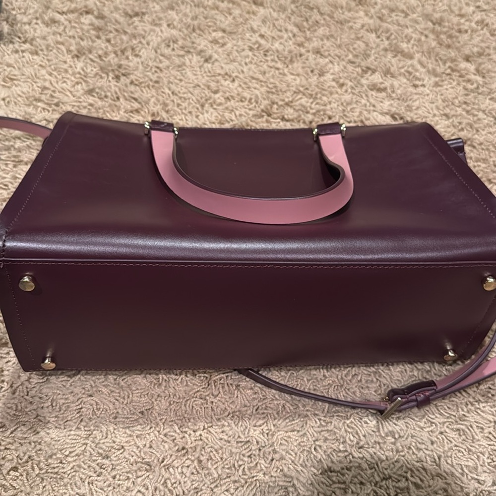 Handbag - Picture 4 of 6